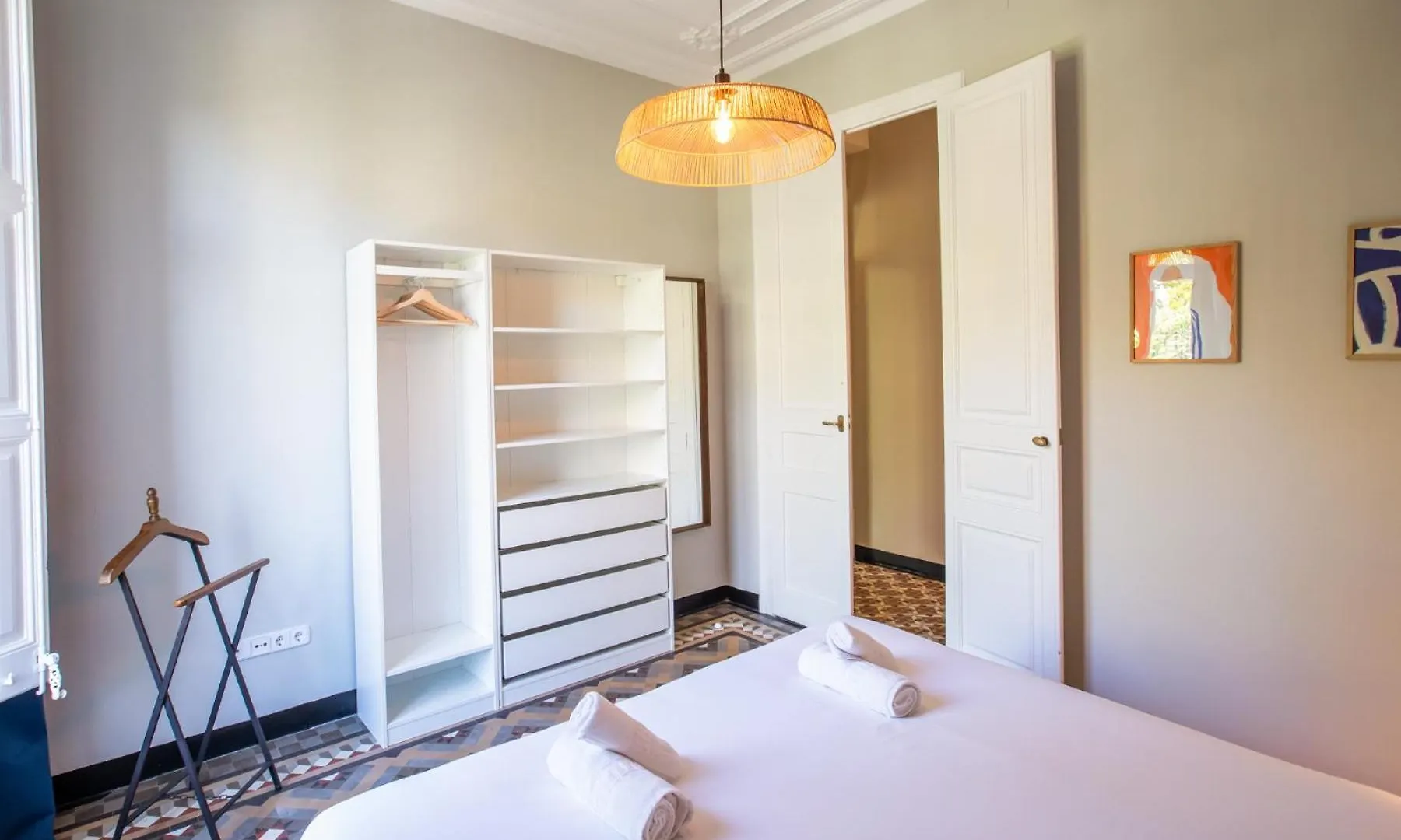 22Dia1087- New 2Br Flat In The Center! Apartamento Barcelona Espanha