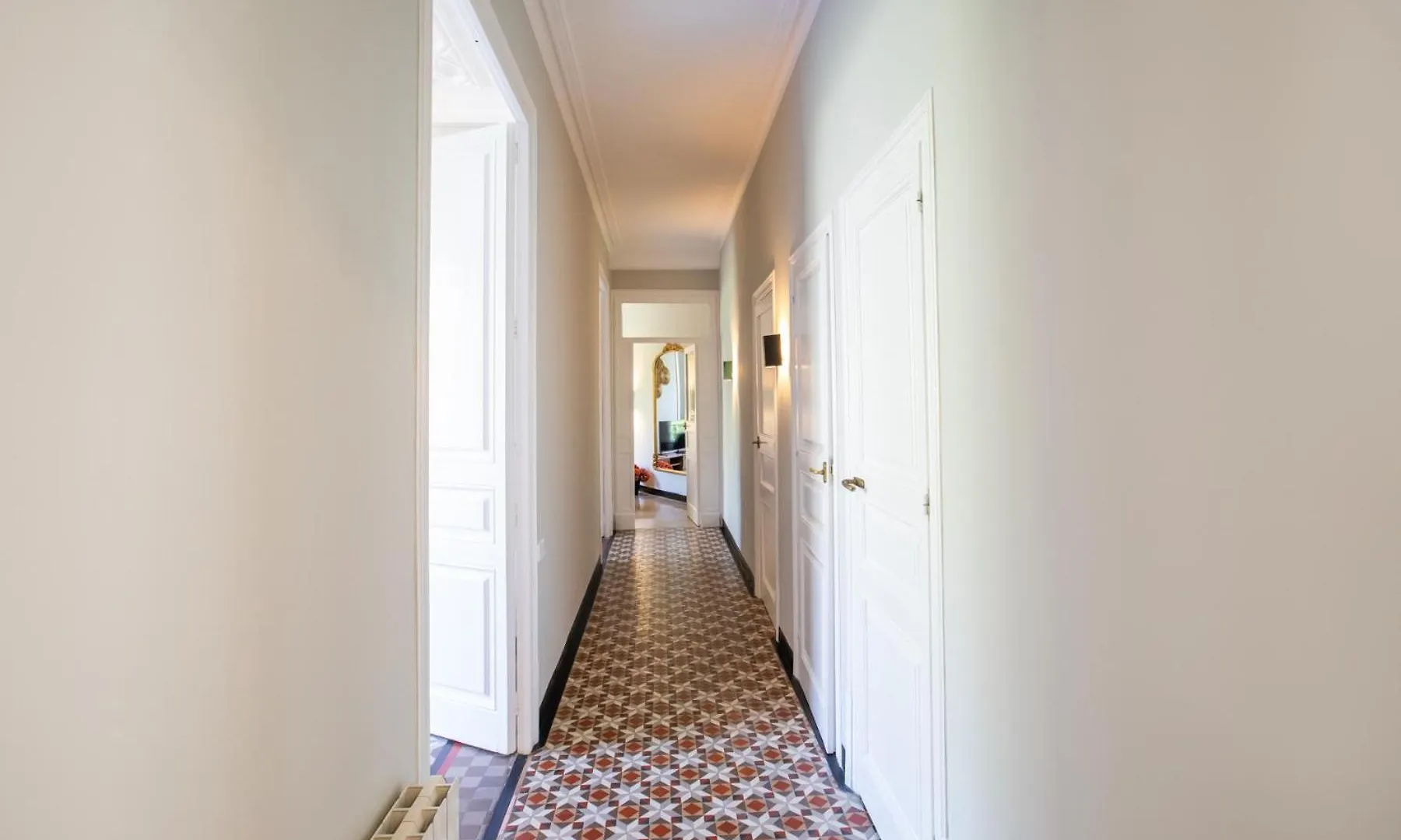 22Dia1087- New 2Br Flat In The Center! location